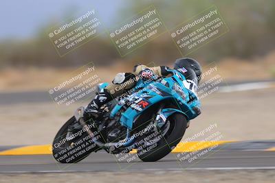 media/Sep-10-2022-SoCal Trackdays (Sat) [[a5bf35bb4a]]/Turn 6 (1140am)/